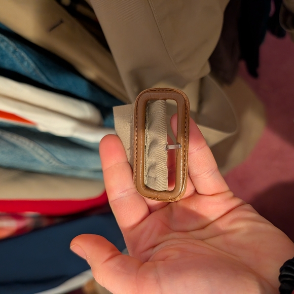 SOLD Vintage Burberry Trench Coat - Picture 14 of 14